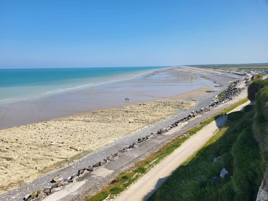 Appartement Vue Mer A 100 M De La Plage Ault Dış mekan fotoğraf