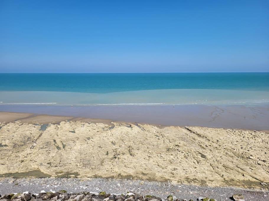 Appartement Vue Mer A 100 M De La Plage Ault Dış mekan fotoğraf